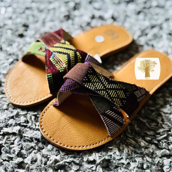 TUKKI Sandals - Picture 2 of 8